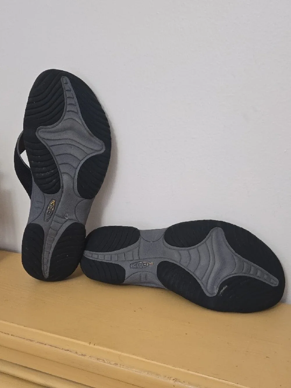 Keen Men's Black Webbing Strap Flip Flops